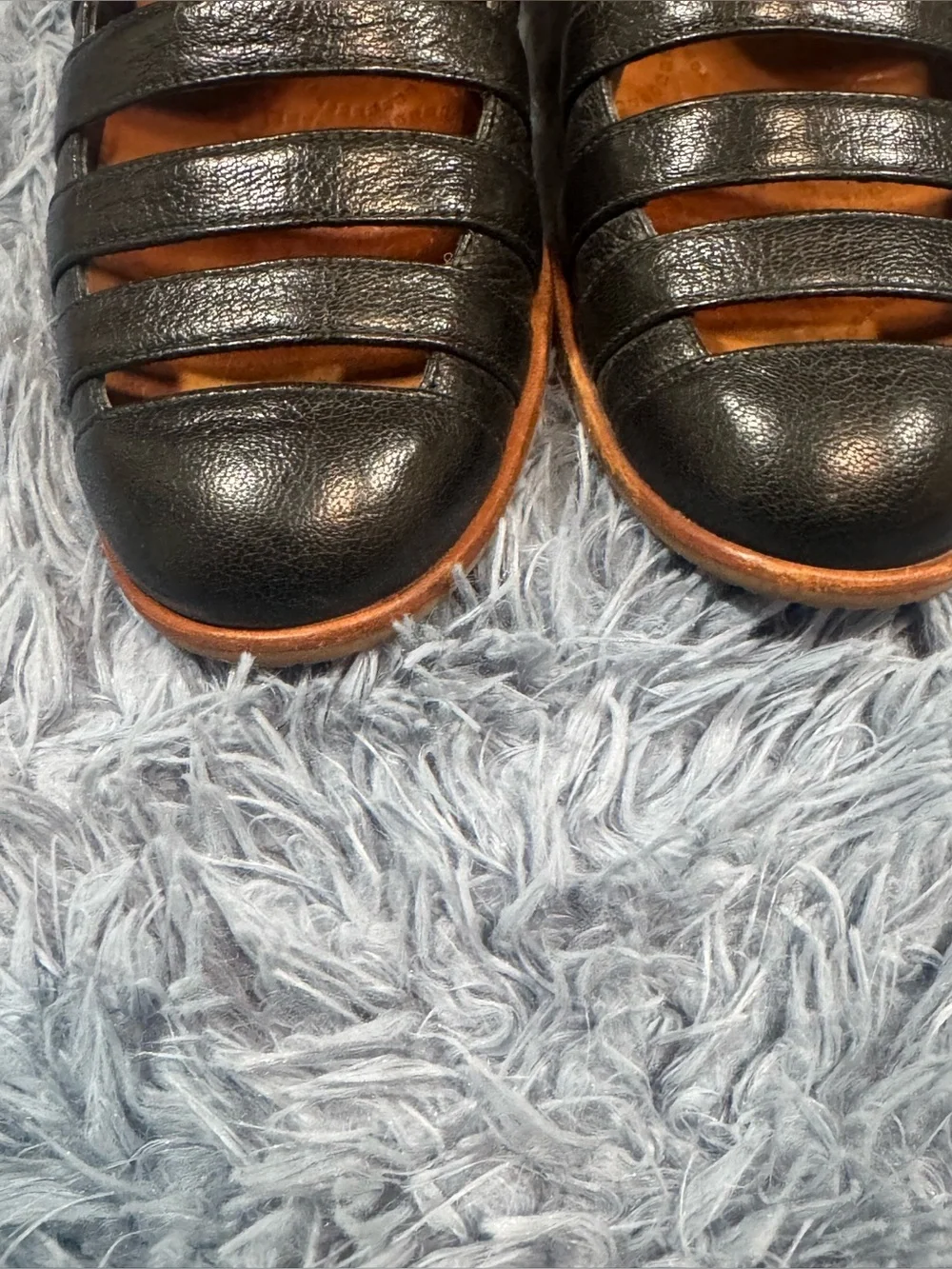 Preowned Chie Mihara Zippy Flats in Black Size 39